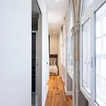 Lovelystay - Allderman - Almada 1º T Porto