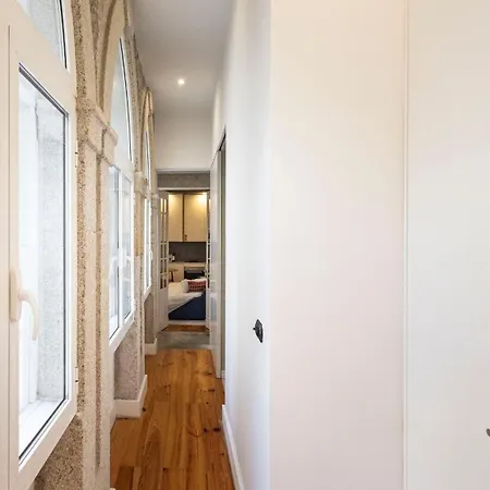 Lovelystay - Allderman - Almada 1º T Apartment Porto