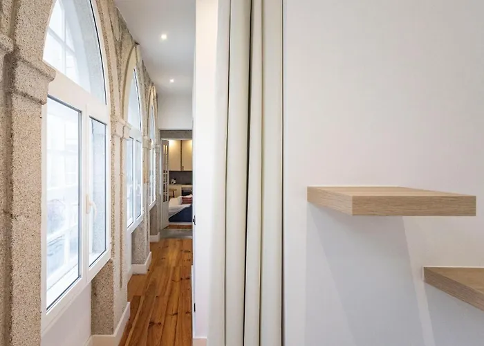 Lovelystay - Allderman - Almada 1º T Apartment *